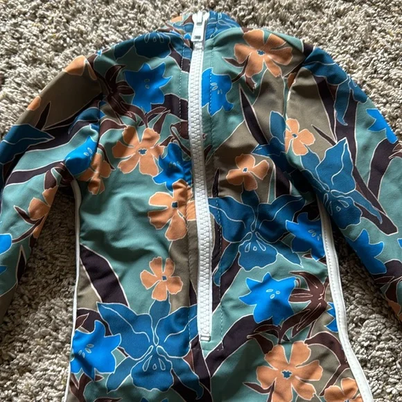 Acacia one piece sz. p Shikoku